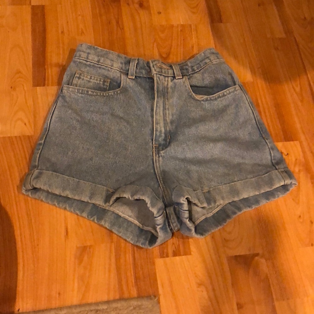Super high-waist light wash shorts *VINTAGE* - Picture 2 of 4